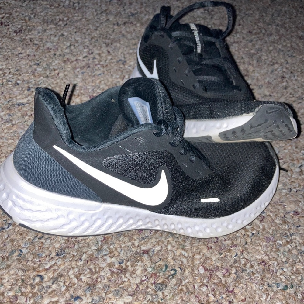 Mens Nike shoes
